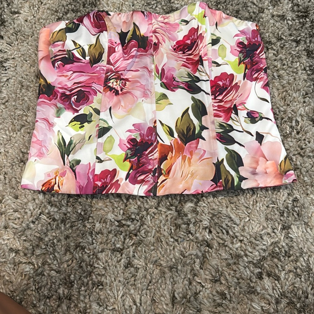 Fashion Nova Pink and Red Floral Bustier - Picture 3 of 3